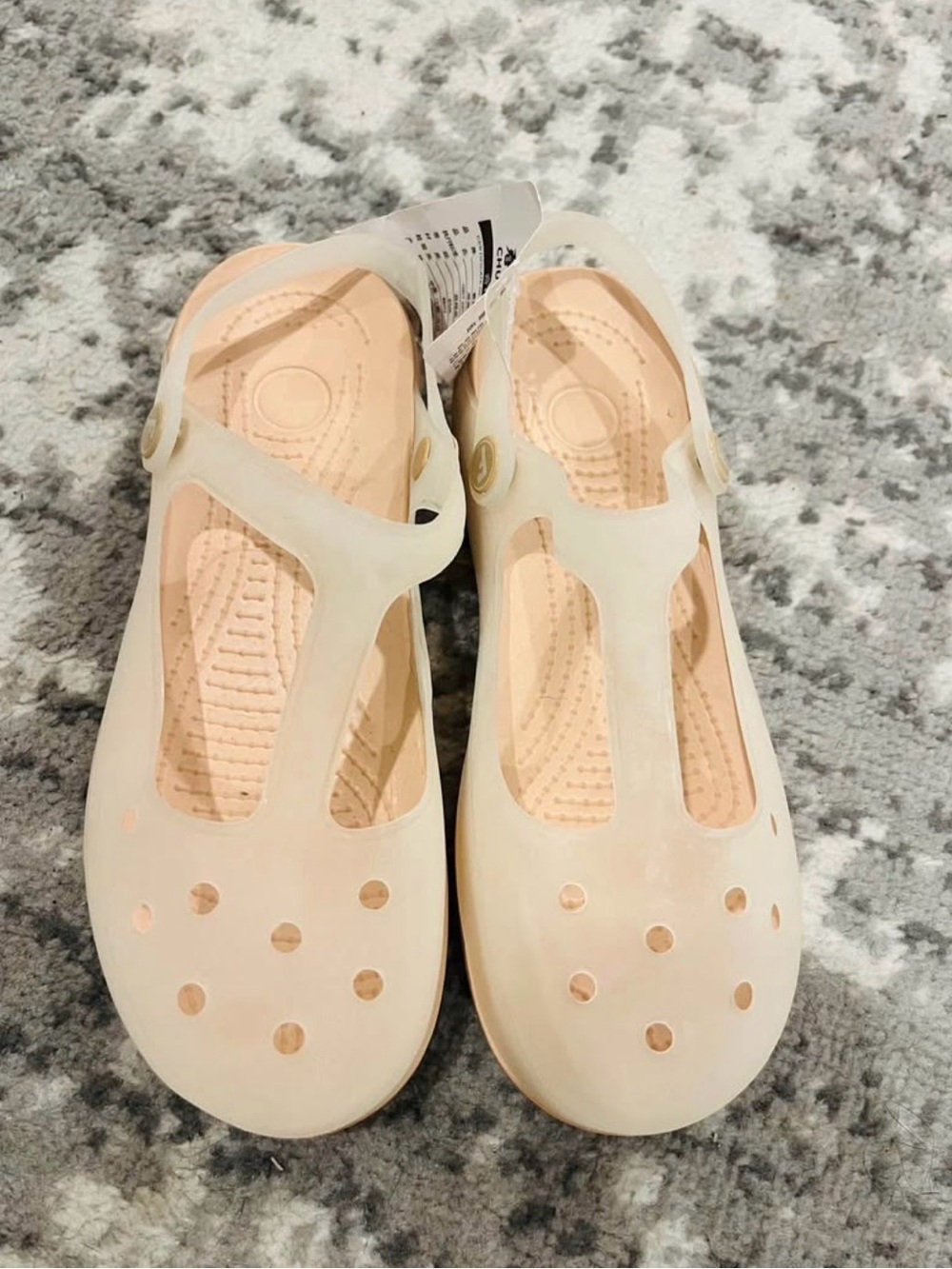 Frosted Peach Women’s 6.5 T strap clogs boat shoes garden shoes senior shoes NEW
